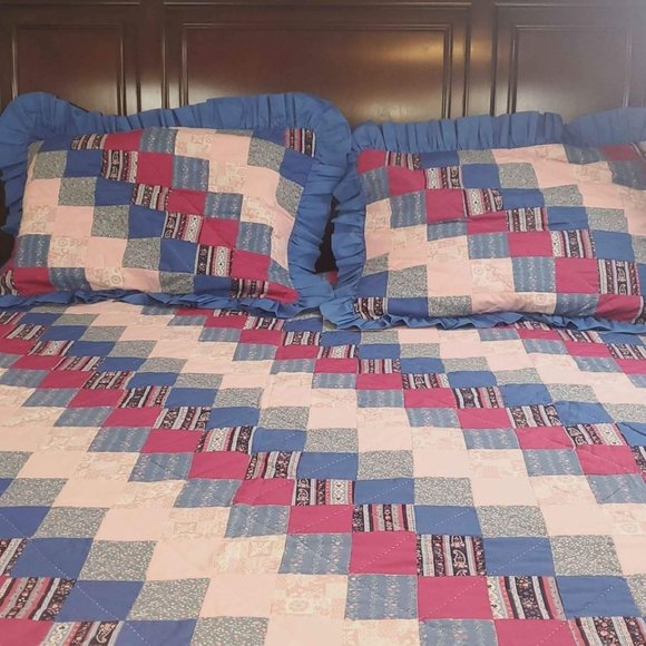 Handmade vintage Patchwork quilt 76x84 with pillow shams - Picture 5 of 10